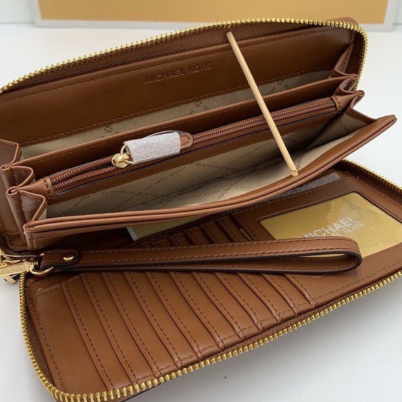 MICHAEL KORS Leather Continental Wristlet Phone Case Wallet Luggage Multi NWT - Picture 5 of 14